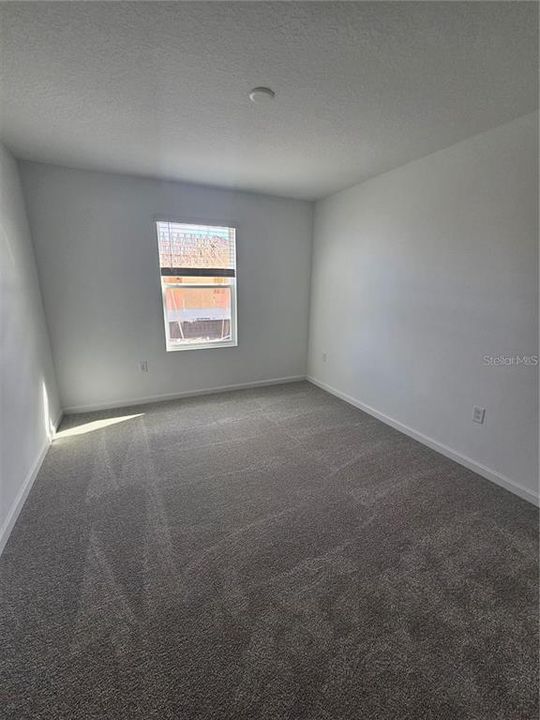 For Rent: $2,800 (3 beds, 2 baths, 1627 Square Feet)