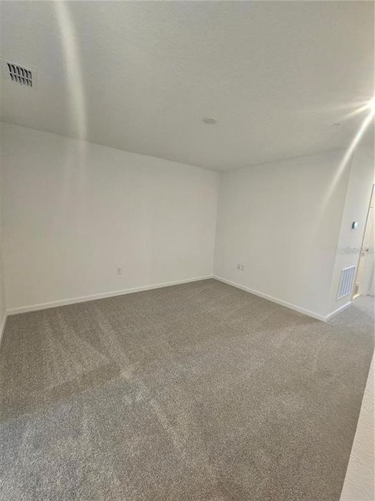For Rent: $2,800 (3 beds, 2 baths, 1627 Square Feet)