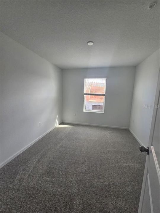 For Rent: $2,800 (3 beds, 2 baths, 1627 Square Feet)