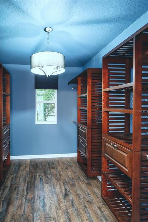 For Sale: $437,000 (4 beds, 2 baths, 2260 Square Feet)