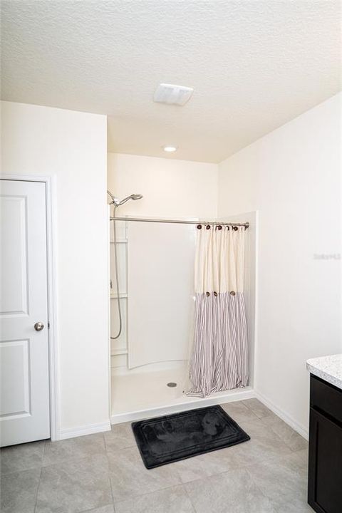 For Sale: $437,000 (4 beds, 2 baths, 2260 Square Feet)