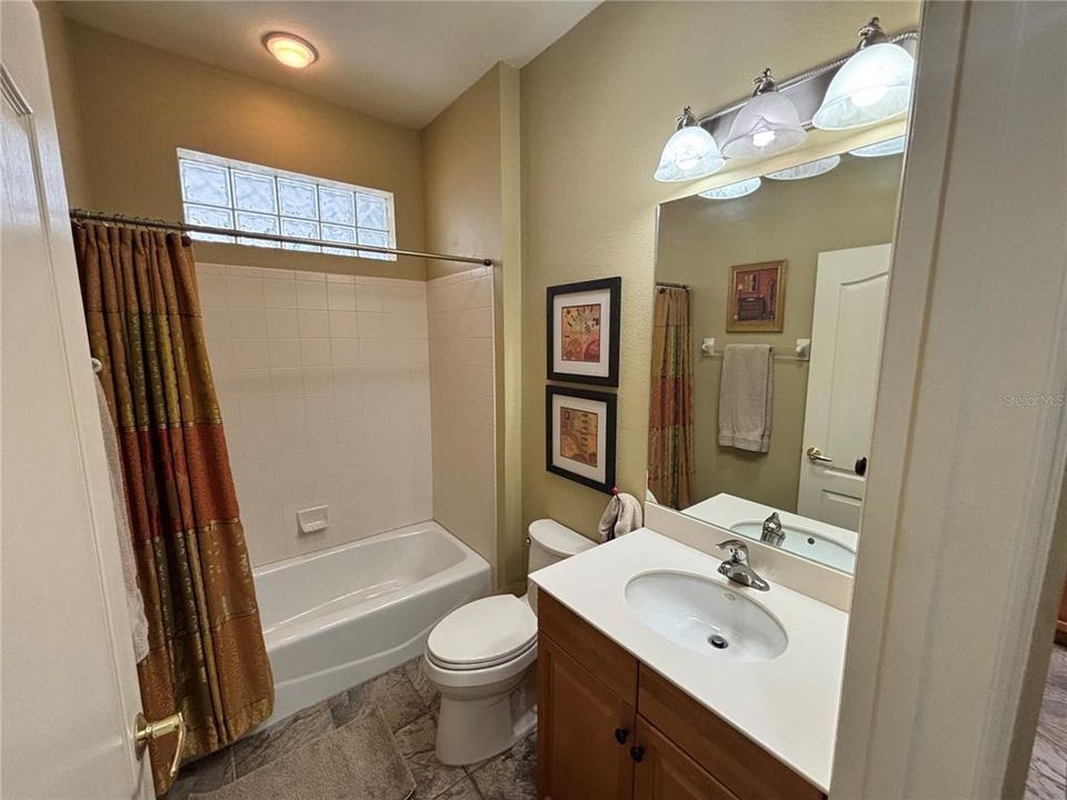 For Sale: $317,990 (2 beds, 2 baths, 1456 Square Feet)