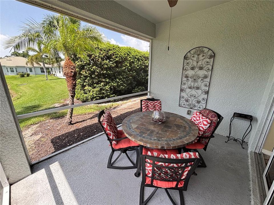 For Sale: $317,990 (2 beds, 2 baths, 1456 Square Feet)