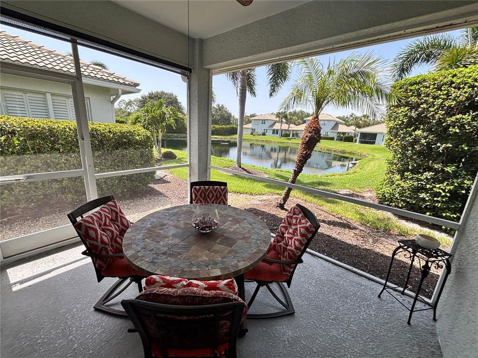 For Sale: $317,990 (2 beds, 2 baths, 1456 Square Feet)