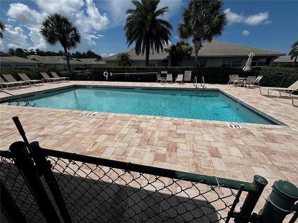 For Sale: $317,990 (2 beds, 2 baths, 1456 Square Feet)