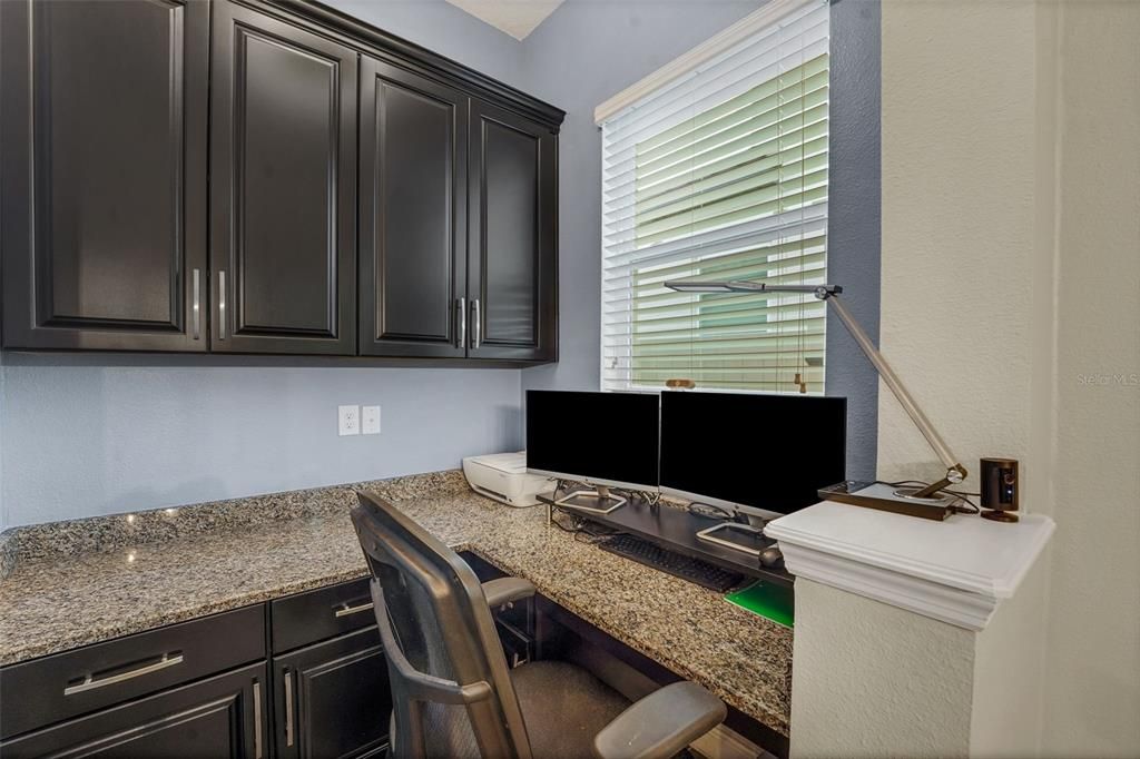 For Sale: $784,000 (4 beds, 3 baths, 2806 Square Feet)