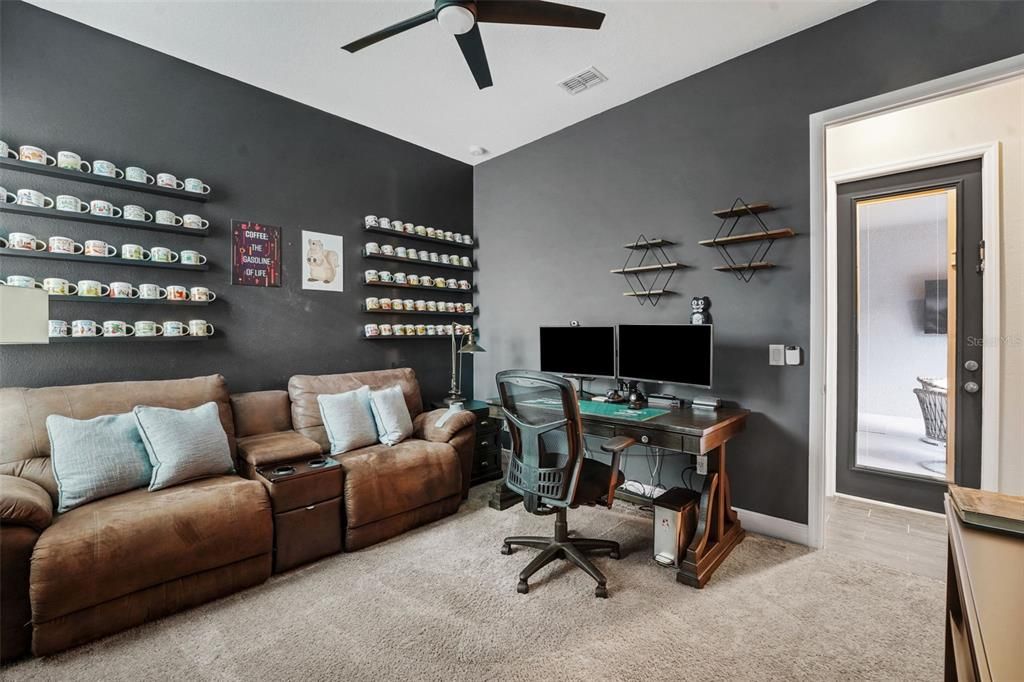 For Sale: $784,000 (4 beds, 3 baths, 2806 Square Feet)