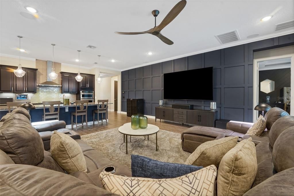 For Sale: $784,000 (4 beds, 3 baths, 2806 Square Feet)