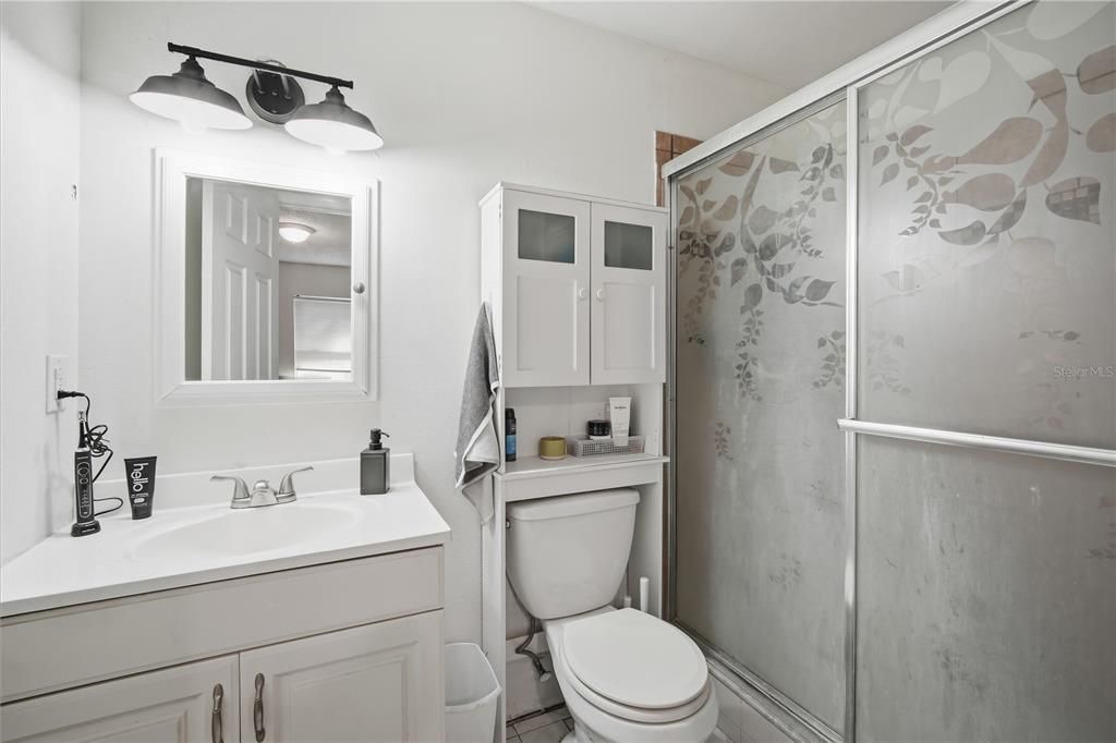 For Rent: $2,500 (3 beds, 2 baths, 1263 Square Feet)