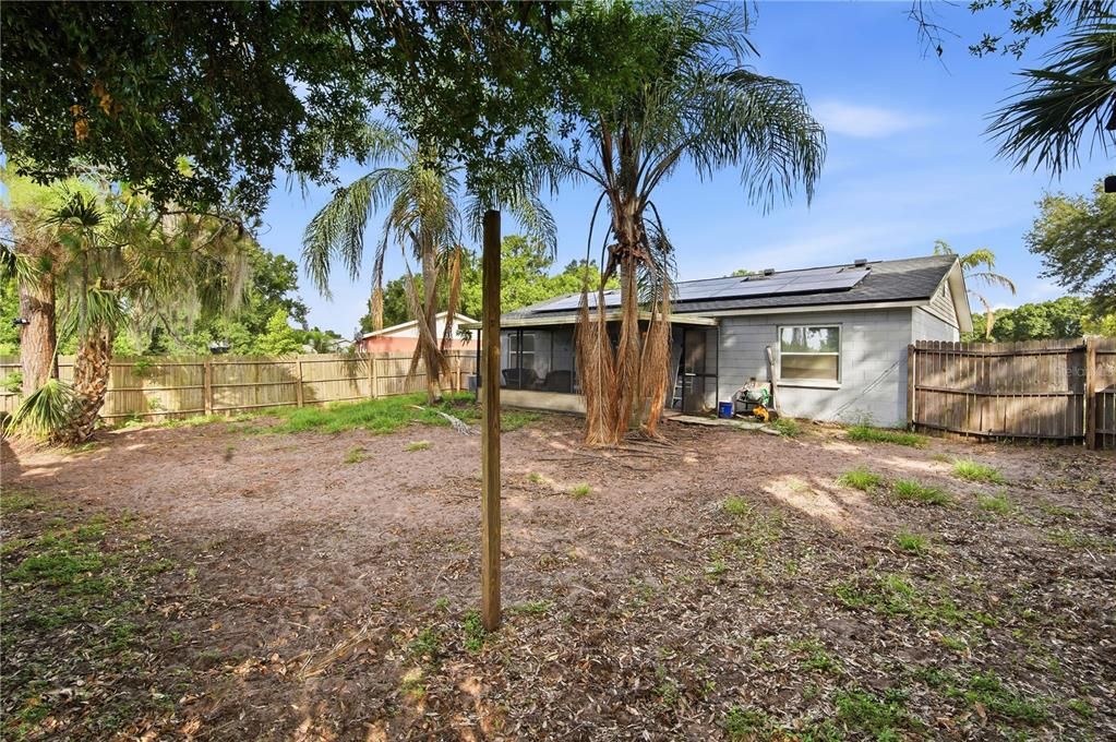 For Rent: $2,500 (3 beds, 2 baths, 1263 Square Feet)