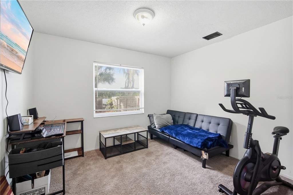 For Rent: $2,500 (3 beds, 2 baths, 1263 Square Feet)