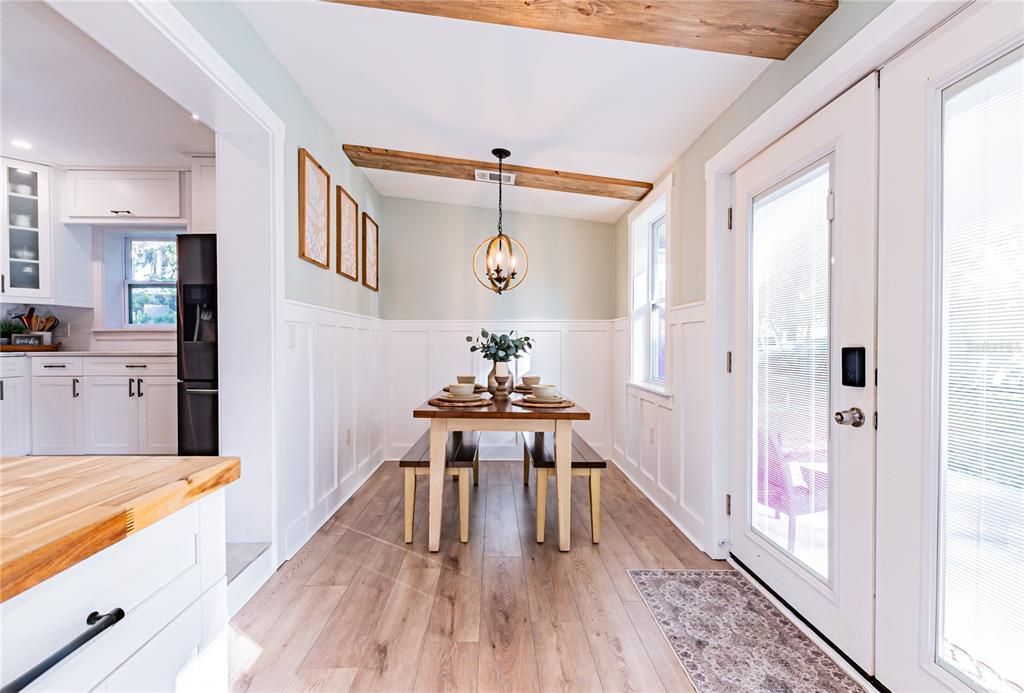 For Sale: $348,000 (3 beds, 2 baths, 1541 Square Feet)