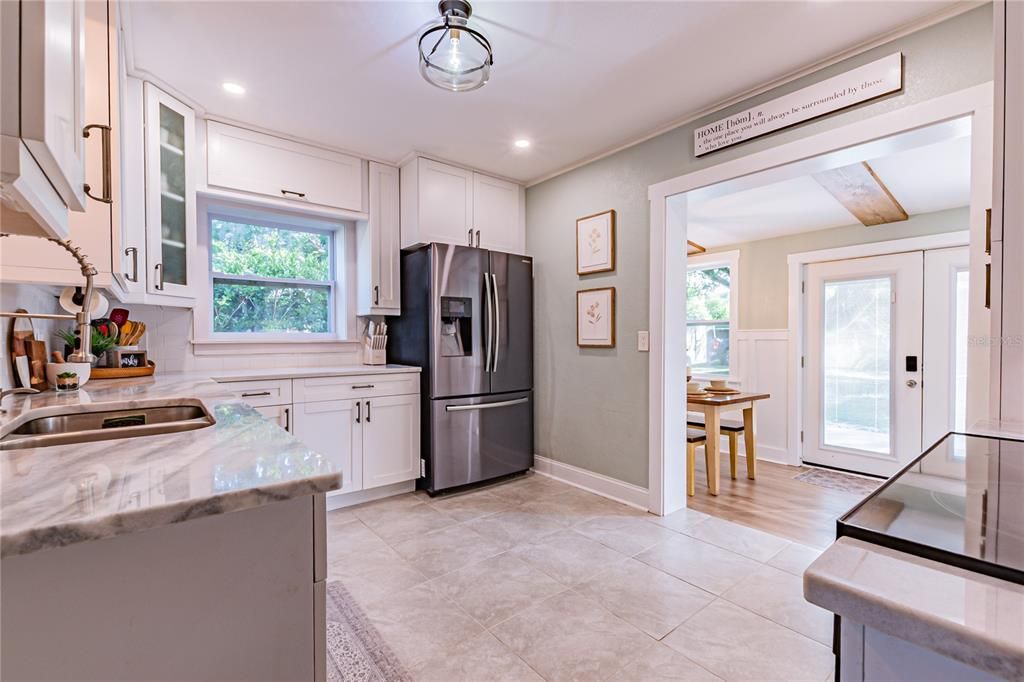 For Sale: $348,000 (3 beds, 2 baths, 1541 Square Feet)