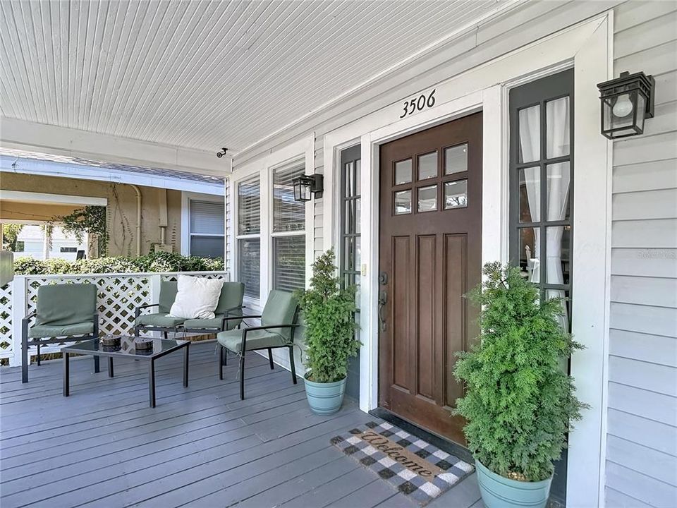 En Venta: $439,000 (3 camas, 2 baños, 1414 Pies cuadrados)