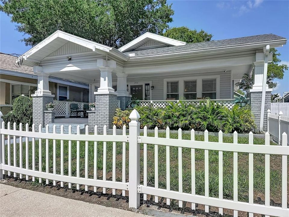 En Venta: $439,000 (3 camas, 2 baños, 1414 Pies cuadrados)