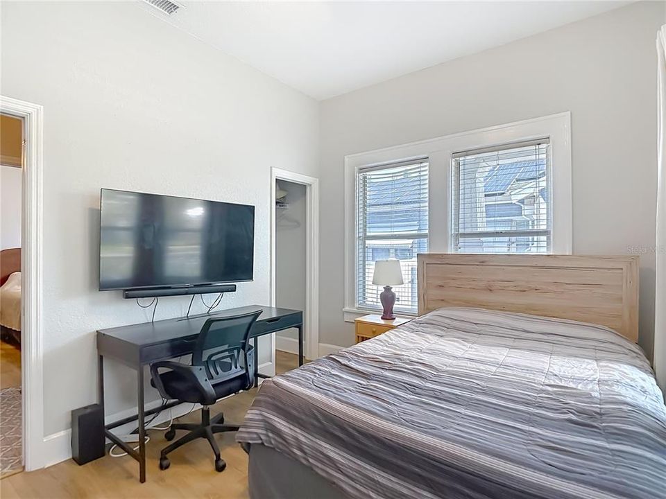 En Venta: $439,000 (3 camas, 2 baños, 1414 Pies cuadrados)