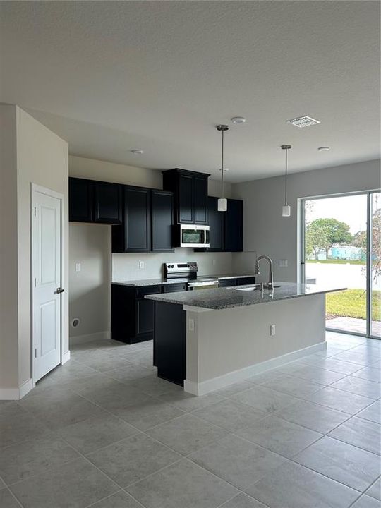 For Sale: $309,990 (3 beds, 2 baths, 1674 Square Feet)