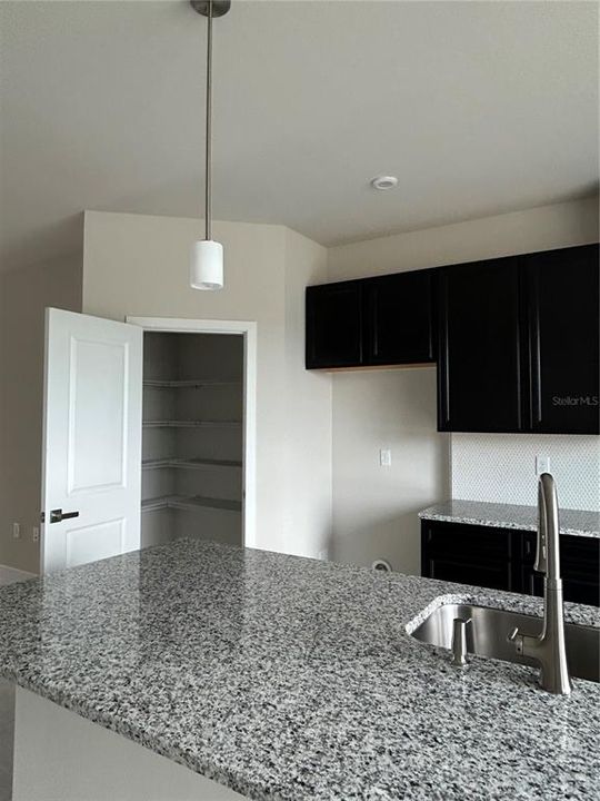 For Sale: $309,990 (3 beds, 2 baths, 1674 Square Feet)