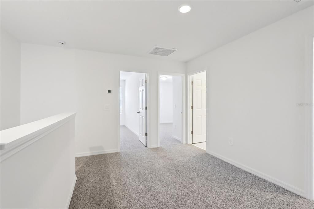 For Rent: $2,200 (3 beds, 2 baths, 1477 Square Feet)