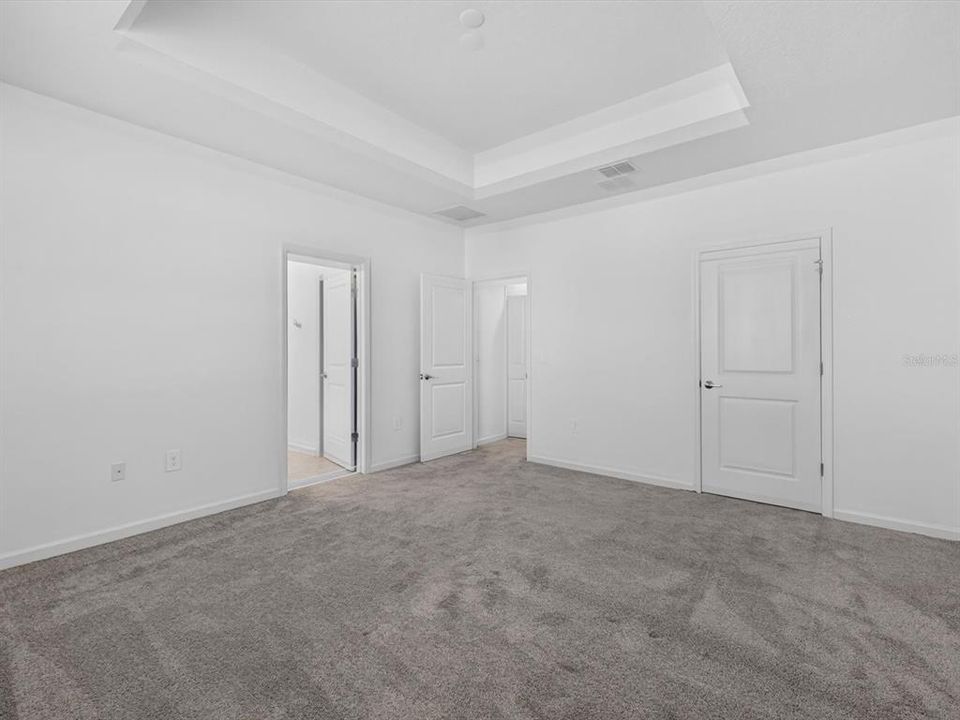 На продажу: $350,000 (3 спален, 2 ванн, 1843 Квадратных фут)
