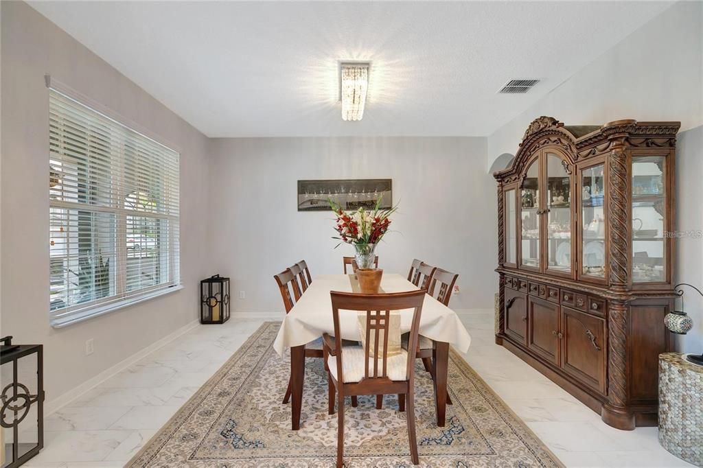 В аренду: $5,895 (6 спален, 7 ванн, 5427 Квадратных фут)
