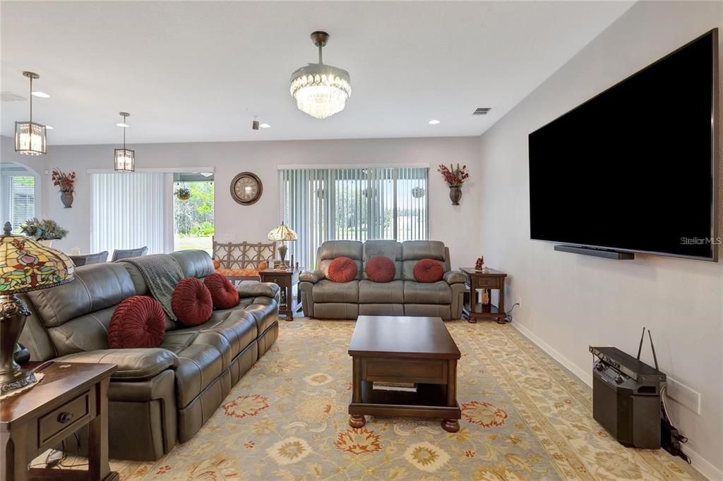 В аренду: $5,895 (6 спален, 7 ванн, 5427 Квадратных фут)