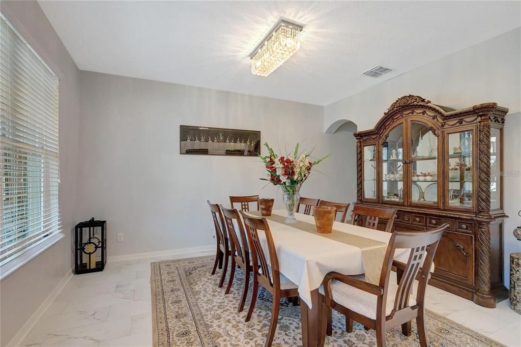 В аренду: $5,895 (6 спален, 7 ванн, 5427 Квадратных фут)