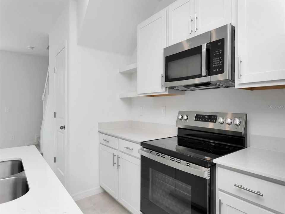 В аренду: $2,197 (3 спален, 2 ванн, 1352 Квадратных фут)