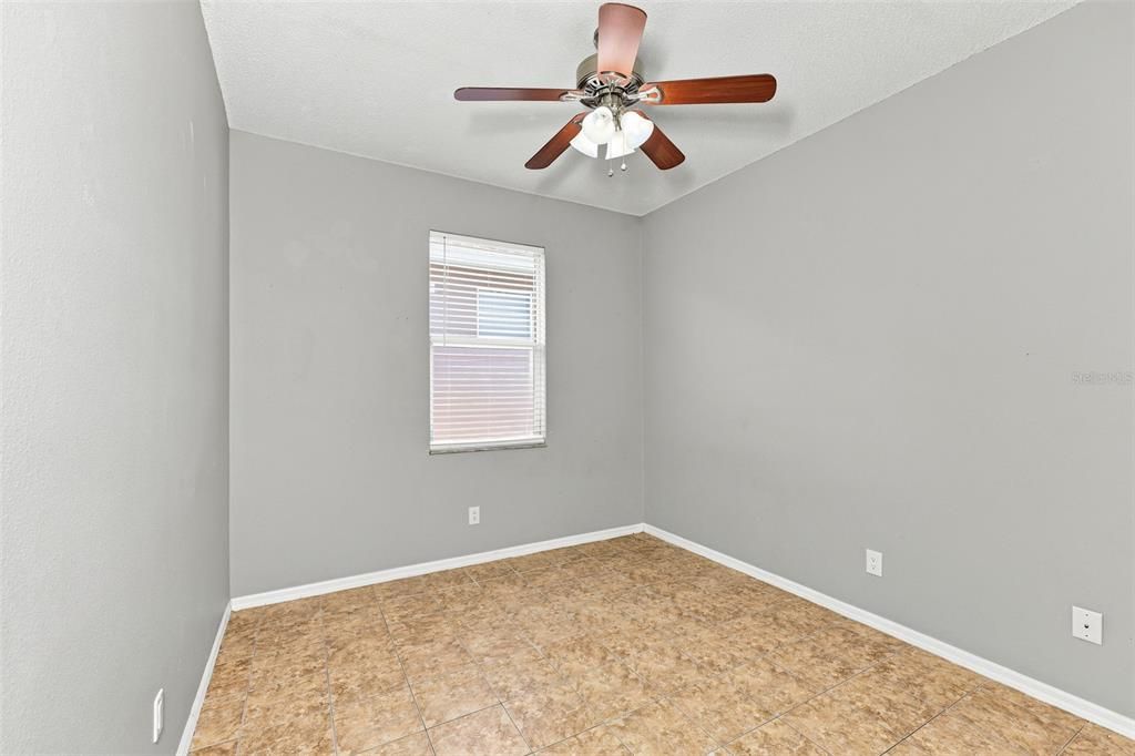 For Sale: $415,000 (3 beds, 2 baths, 1607 Square Feet)