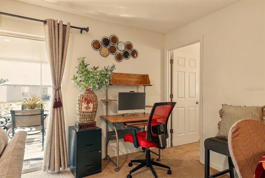 На продажу: $429,900 (4 спален, 2 ванн, 1806 Квадратных фут)