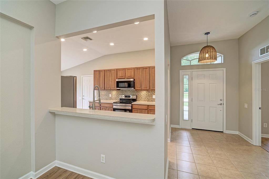 Active With Contract: $330,000 (4 beds, 2 baths, 1684 Square Feet)