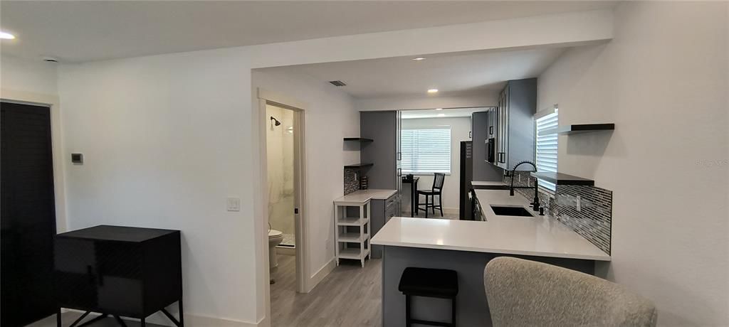 В аренду: $2,800 (2 спален, 2 ванн, 1020 Квадратных фут)