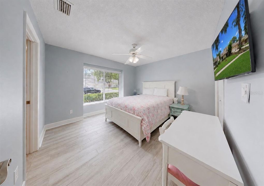 For Sale: $899,900 (4 beds, 3 baths, 3950 Square Feet)