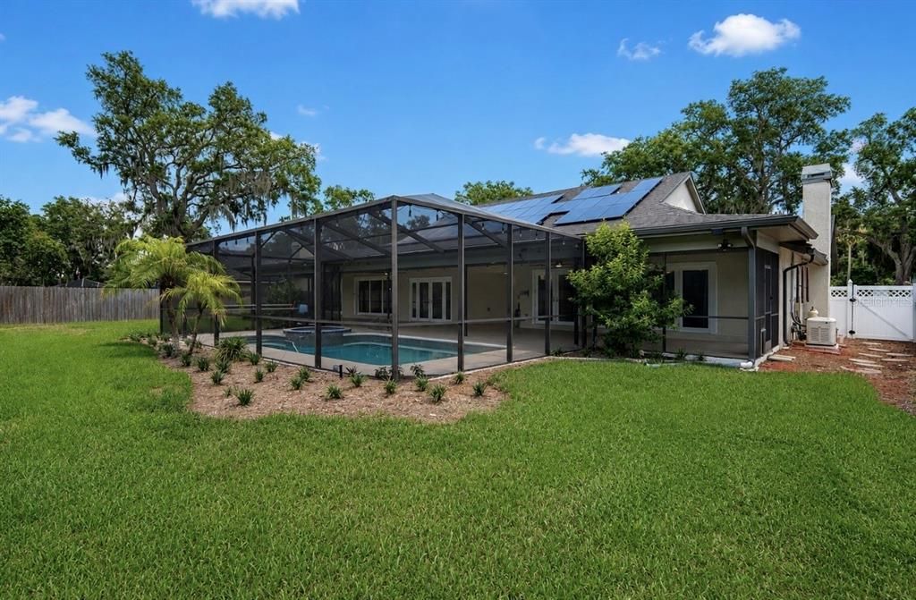 For Sale: $899,900 (4 beds, 3 baths, 3950 Square Feet)