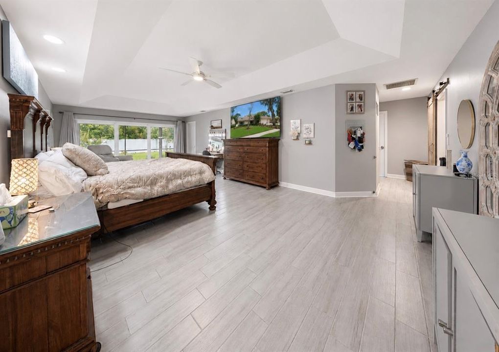 For Sale: $899,900 (4 beds, 3 baths, 3950 Square Feet)