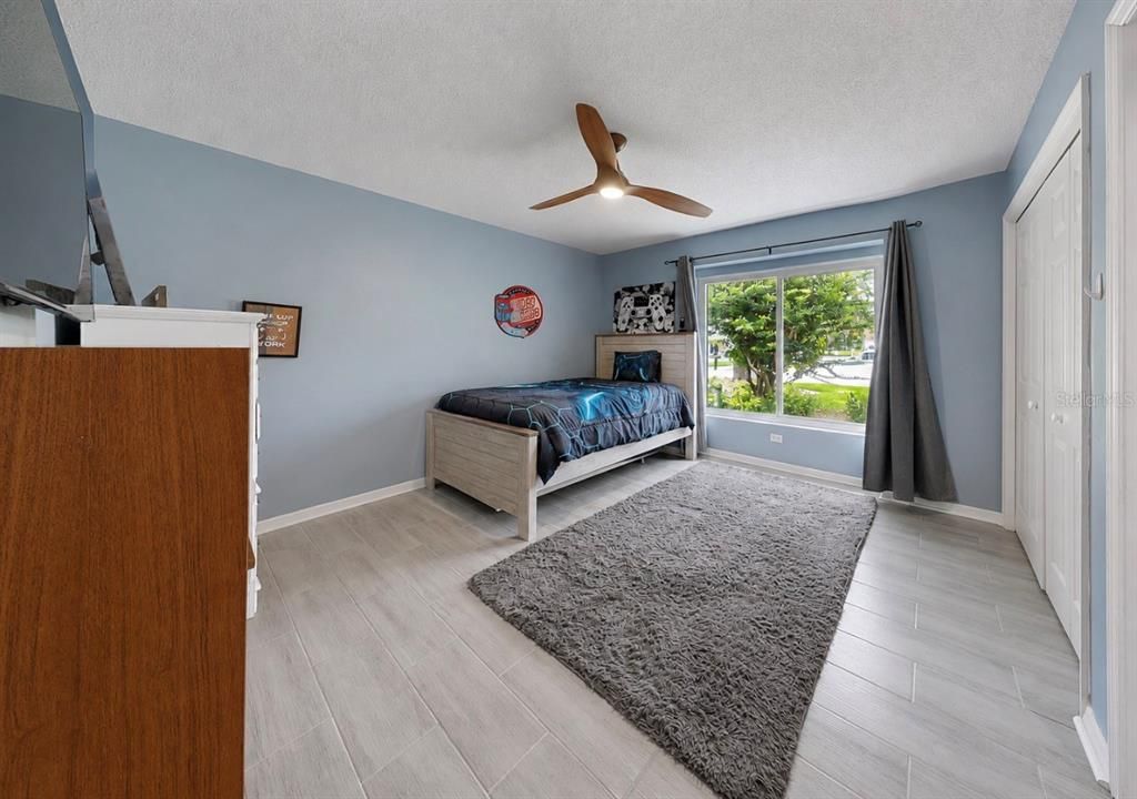For Sale: $899,900 (4 beds, 3 baths, 3950 Square Feet)