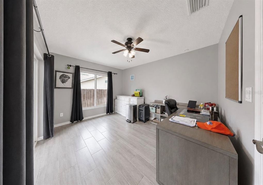 For Sale: $899,900 (4 beds, 3 baths, 3950 Square Feet)