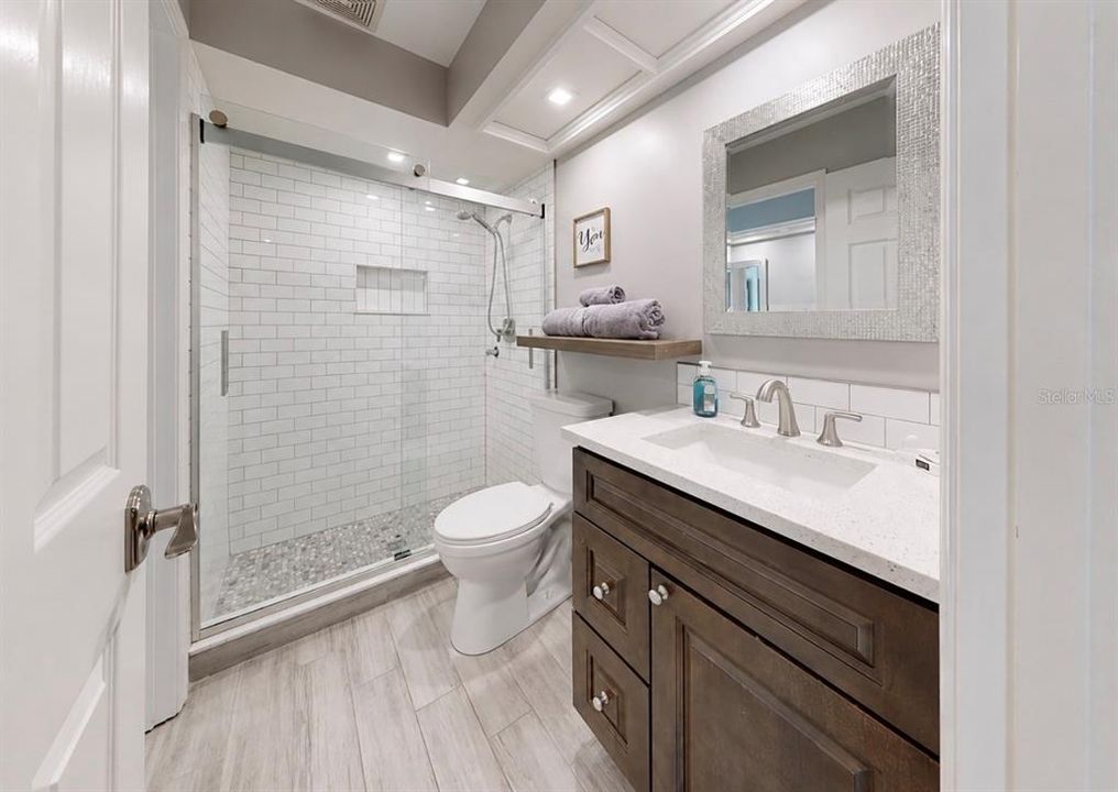 For Sale: $899,900 (4 beds, 3 baths, 3950 Square Feet)