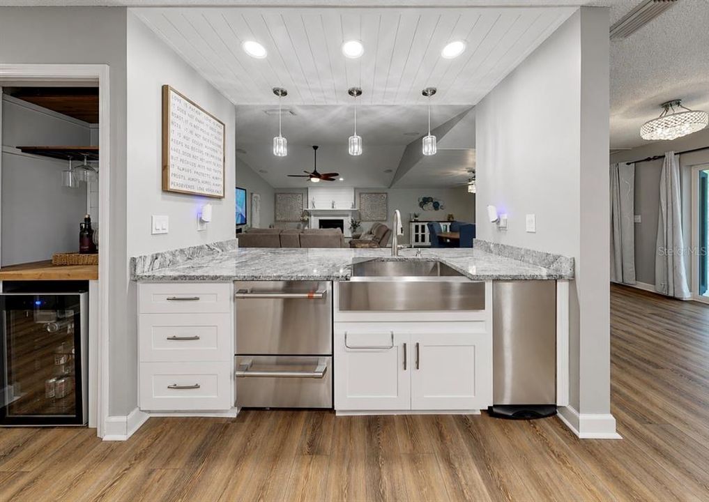 For Sale: $899,900 (4 beds, 3 baths, 3950 Square Feet)