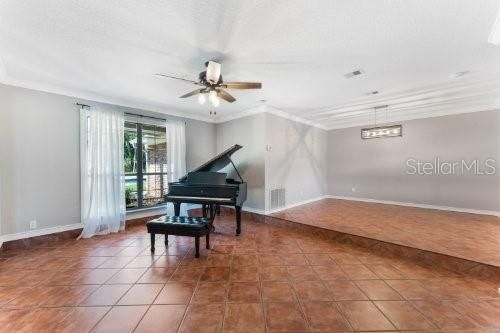 For Sale: $1,350,000 (5 beds, 4 baths, 3362 Square Feet)