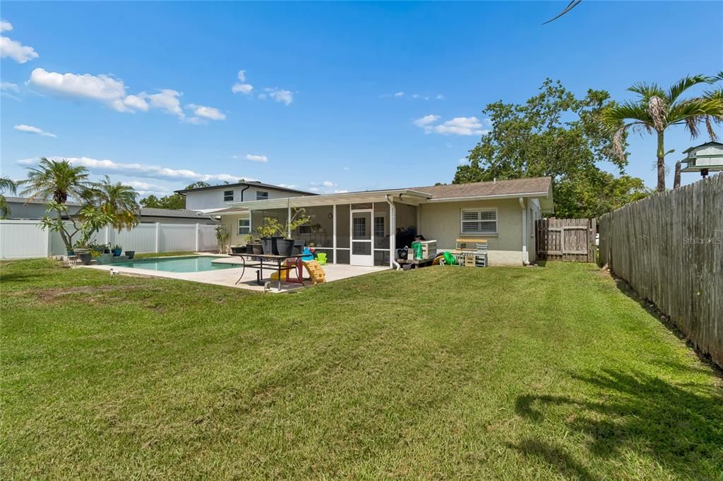 En Venta: $460,000 (3 camas, 2 baños, 1395 Pies cuadrados)