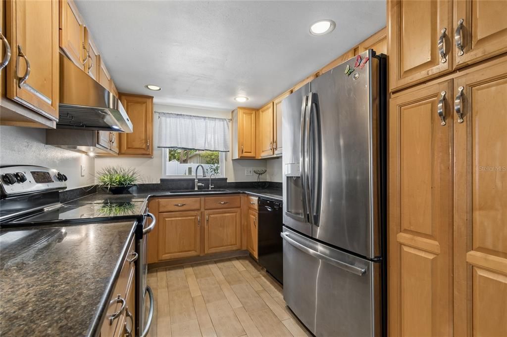 En Venta: $460,000 (3 camas, 2 baños, 1395 Pies cuadrados)