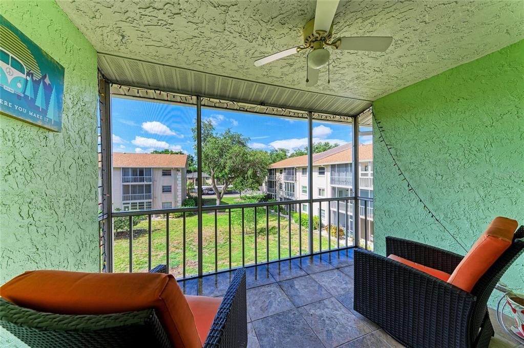 For Sale: $169,900 (3 beds, 2 baths, 1270 Square Feet)