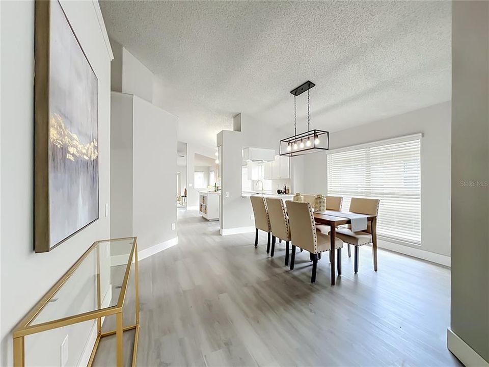 For Sale: $474,000 (4 beds, 2 baths, 1956 Square Feet)