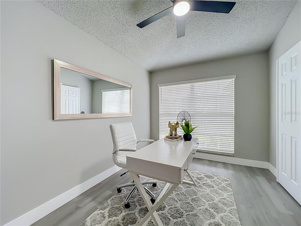 For Sale: $474,000 (4 beds, 2 baths, 1956 Square Feet)