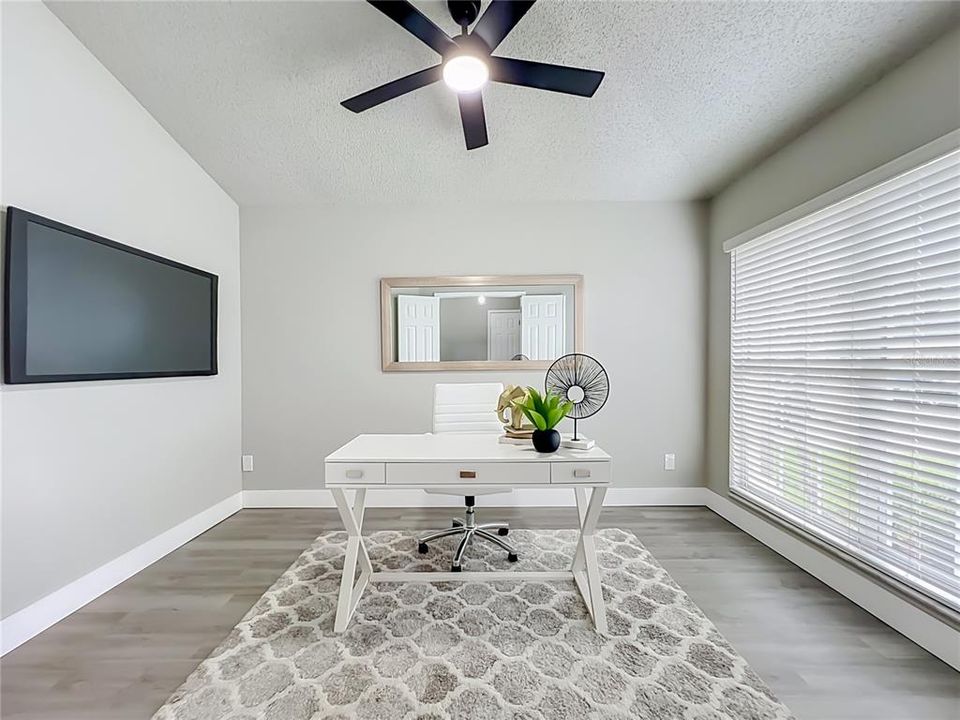 For Sale: $474,000 (4 beds, 2 baths, 1956 Square Feet)