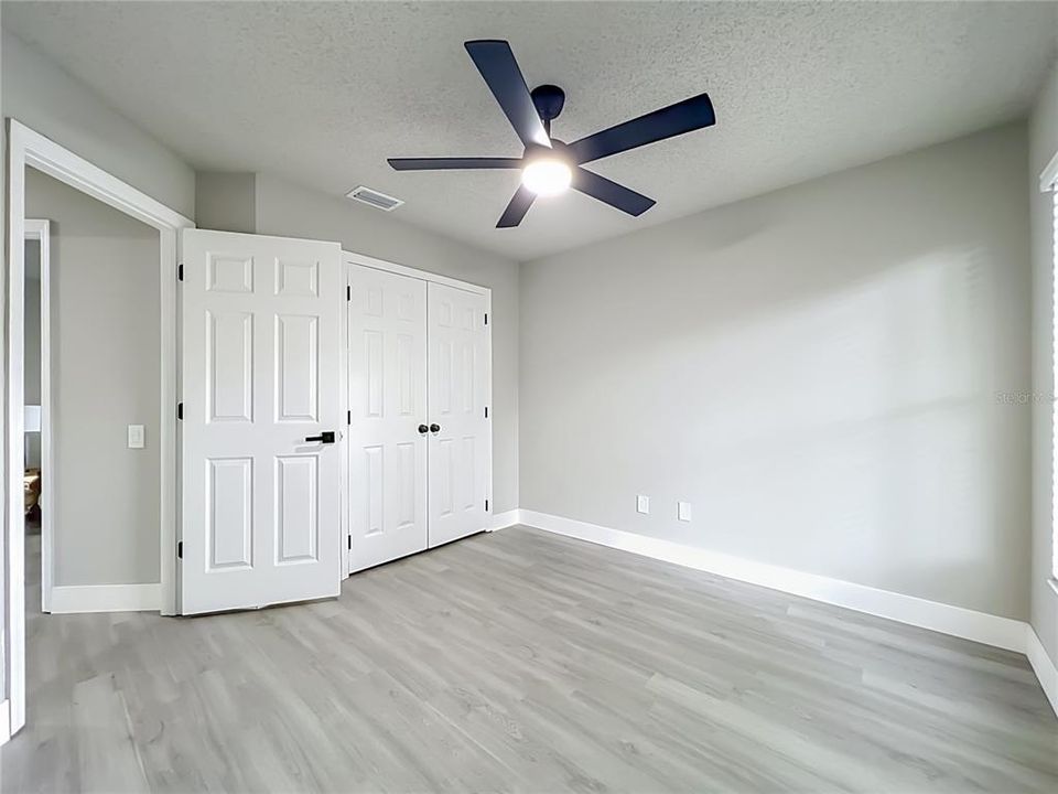 For Sale: $474,000 (4 beds, 2 baths, 1956 Square Feet)