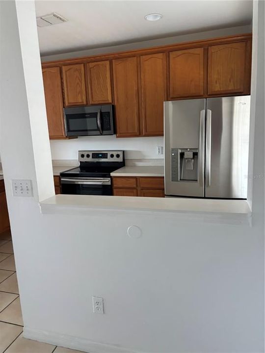 В аренду: $1,950 (2 спален, 2 ванн, 1071 Квадратных фут)