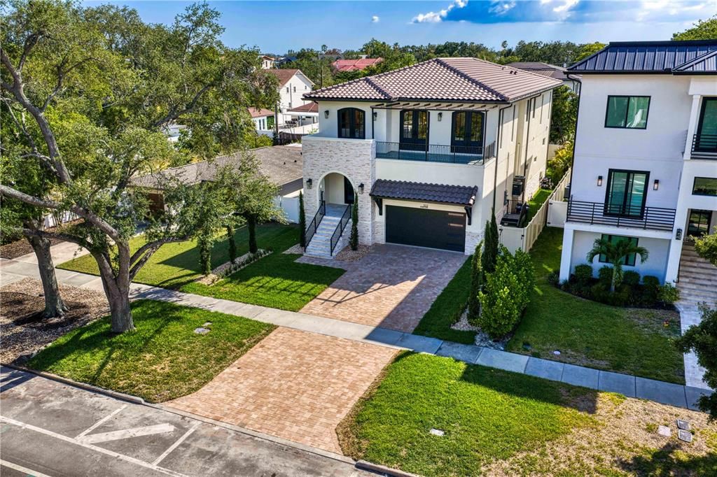 На продажу: $2,899,000 (4 спален, 4 ванн, 4030 Квадратных фут)