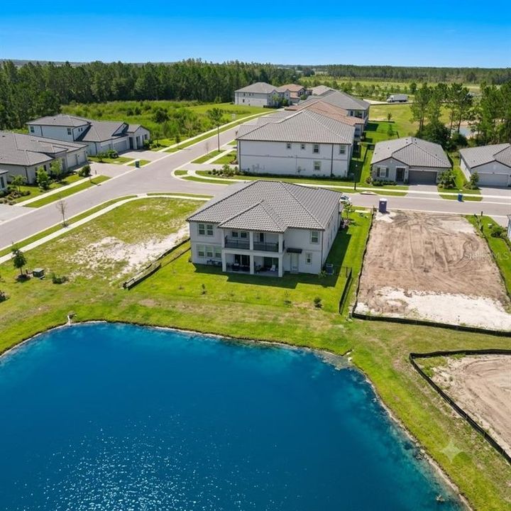 En Venta: $1,250,000 (6 camas, 4 baños, 5452 Pies cuadrados)